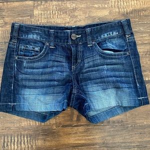 7/8 denim shorts